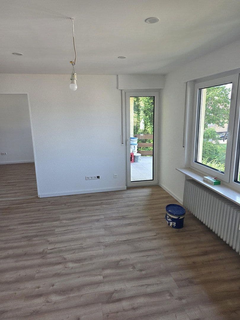 Pronájem bytu 2+1 45 m², Wehrstraße 4, Kürnbach, Bádensko-Württembersko Pronájem bytu 2+1 45 m², Wehrstraße 4, Kürnbach, Bádensko-Württembersko