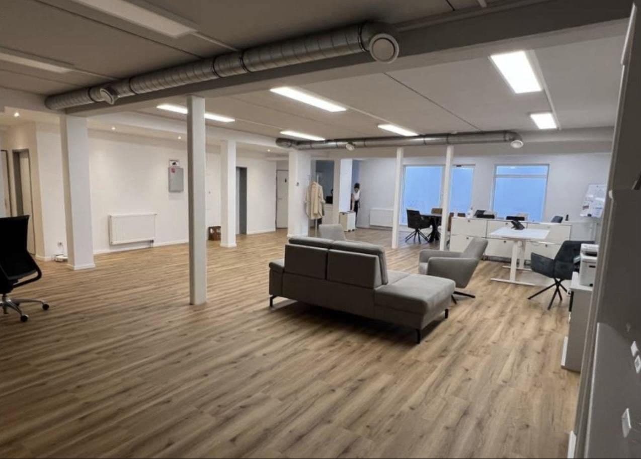 Pronájem kanceláře 135 m², Kölnstraße 82, Sankt Augustin, Severní Porýní-Vestfálsko Pronájem kanceláře 135 m², Kölnstraße 82, Sankt Augustin, Severní Porýní-Vestfálsko