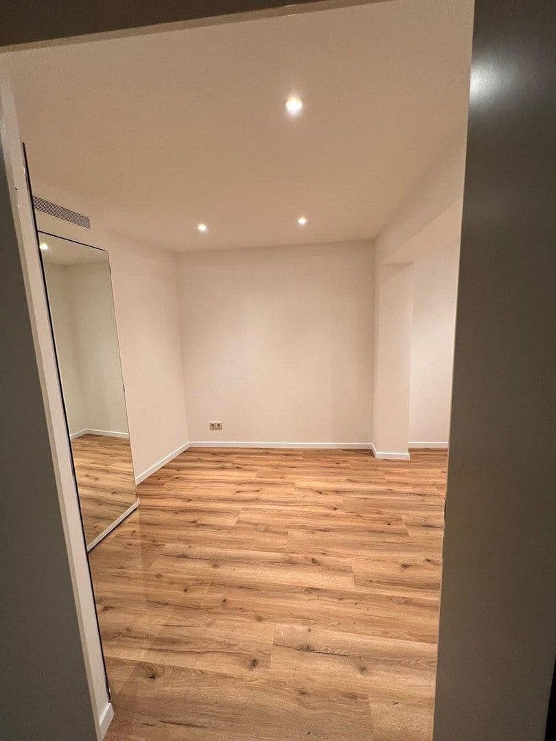 Pronájem kanceláře 135 m², Kölnstraße 82, Sankt Augustin, Severní Porýní-Vestfálsko Pronájem kanceláře 135 m², Kölnstraße 82, Sankt Augustin, Severní Porýní-Vestfálsko