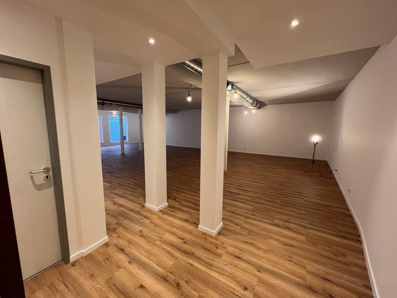 Pronájem kanceláře 135 m², Kölnstraße 82, Sankt Augustin, Severní Porýní-Vestfálsko Pronájem kanceláře 135 m², Kölnstraße 82, Sankt Augustin, Severní Porýní-Vestfálsko