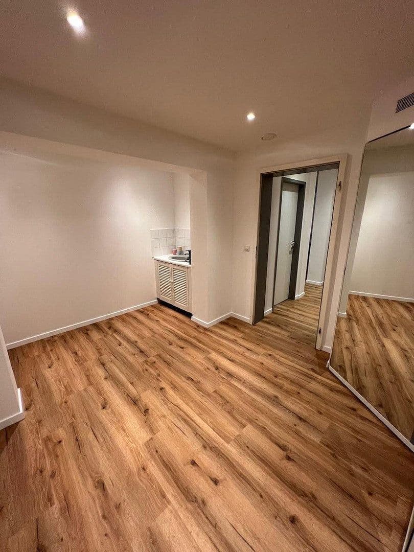 Pronájem kanceláře 135 m², Kölnstraße 82, Sankt Augustin, Severní Porýní-Vestfálsko Pronájem kanceláře 135 m², Kölnstraße 82, Sankt Augustin, Severní Porýní-Vestfálsko