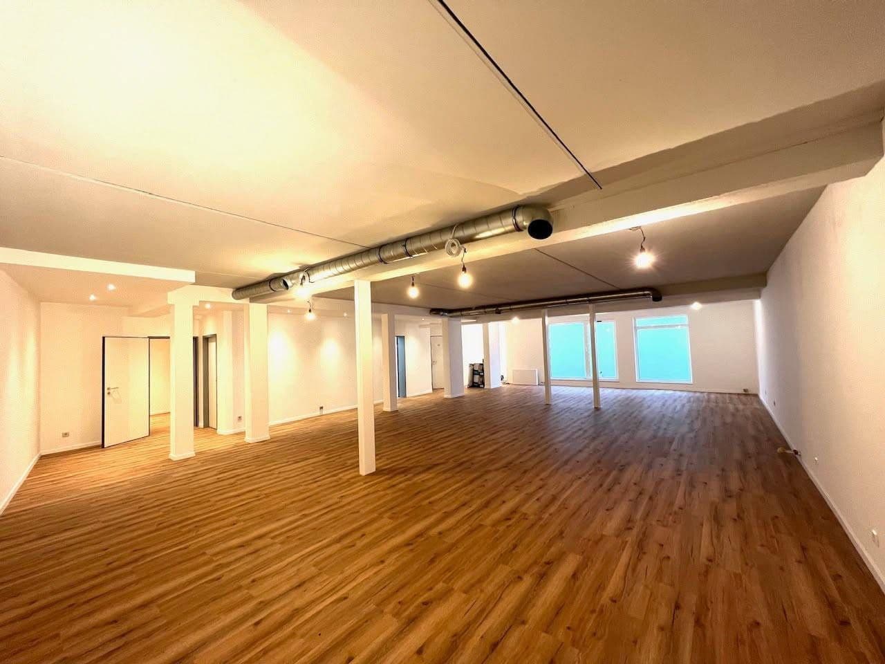 Pronájem kanceláře 135 m², Kölnstraße 82, Sankt Augustin, Severní Porýní-Vestfálsko Pronájem kanceláře 135 m², Kölnstraße 82, Sankt Augustin, Severní Porýní-Vestfálsko