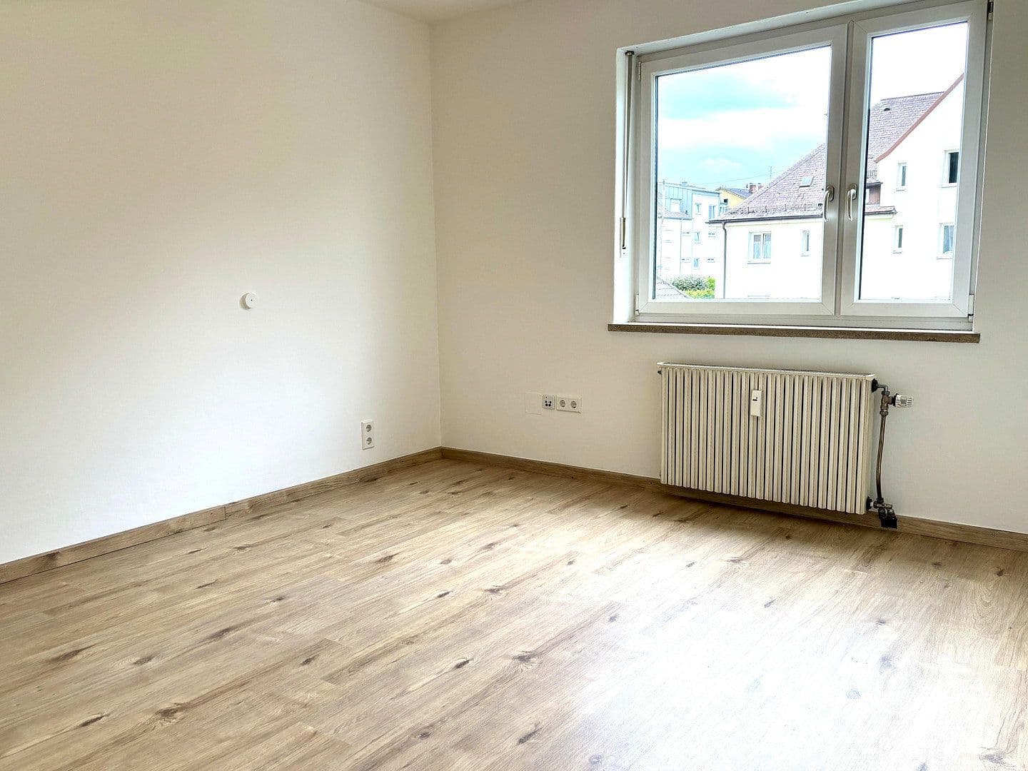 Prodej bytu 3+1 58 m², Kreuzederstr. 9, Freilassing, Bavorsko Prodej bytu 3+1 58 m², Kreuzederstr. 9, Freilassing, Bavorsko