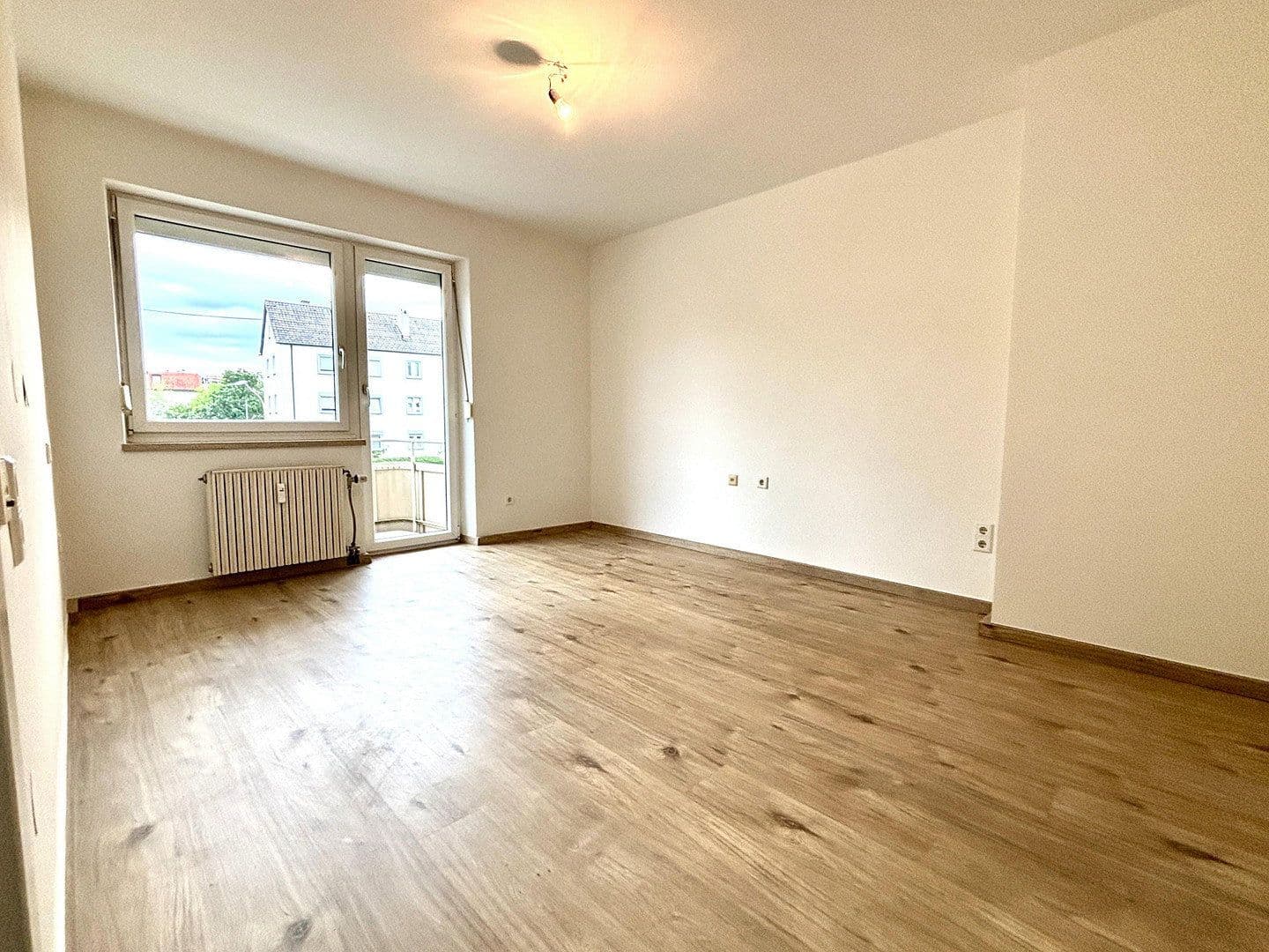 Prodej bytu 3+1 58 m², Kreuzederstr. 9, Freilassing, Bavorsko Prodej bytu 3+1 58 m², Kreuzederstr. 9, Freilassing, Bavorsko