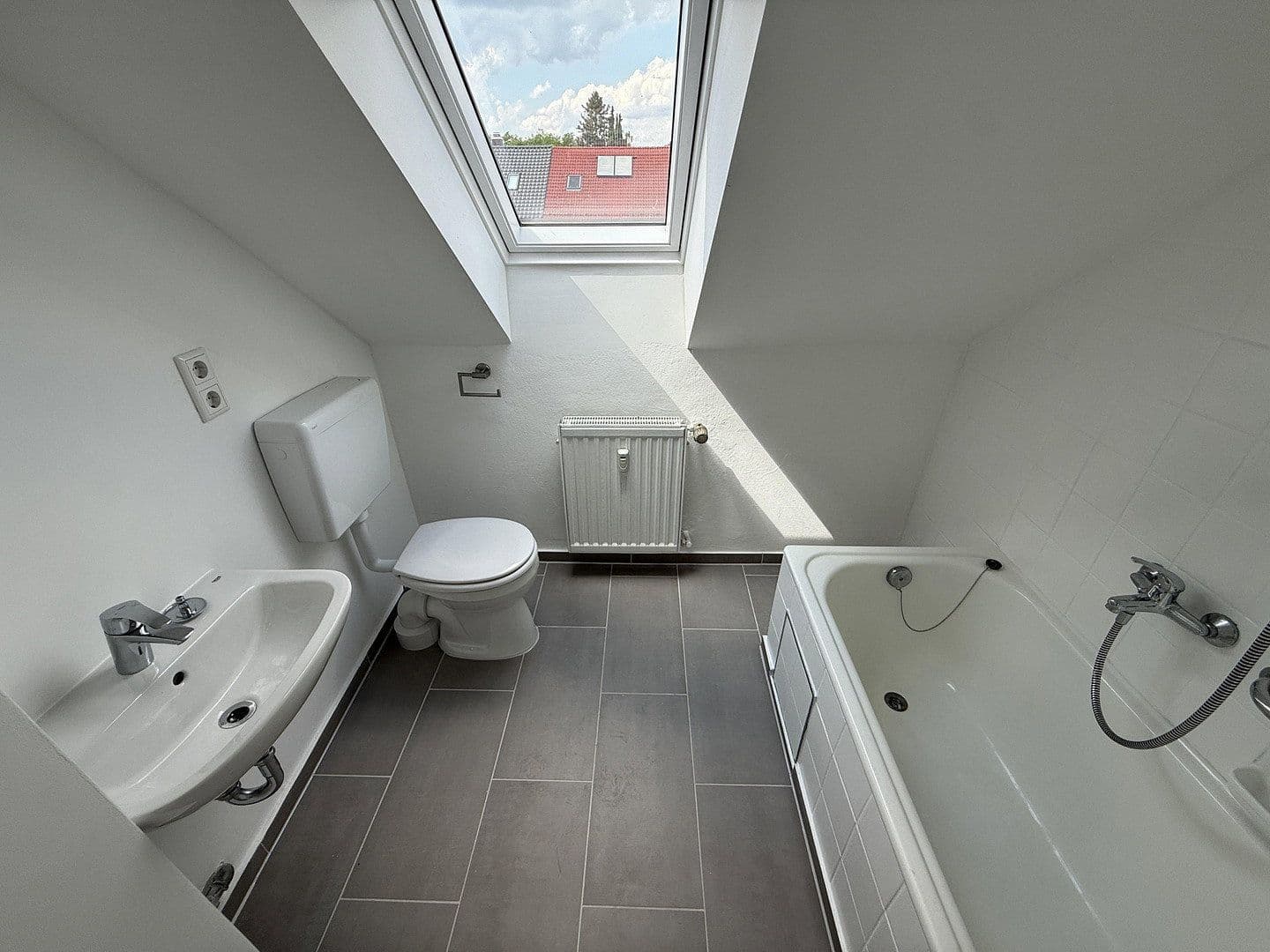 Pronájem bytu 3+1 62 m², Böcklinstraße, Bayreuth, Bavorsko Pronájem bytu 3+1 62 m², Böcklinstraße, Bayreuth, Bavorsko