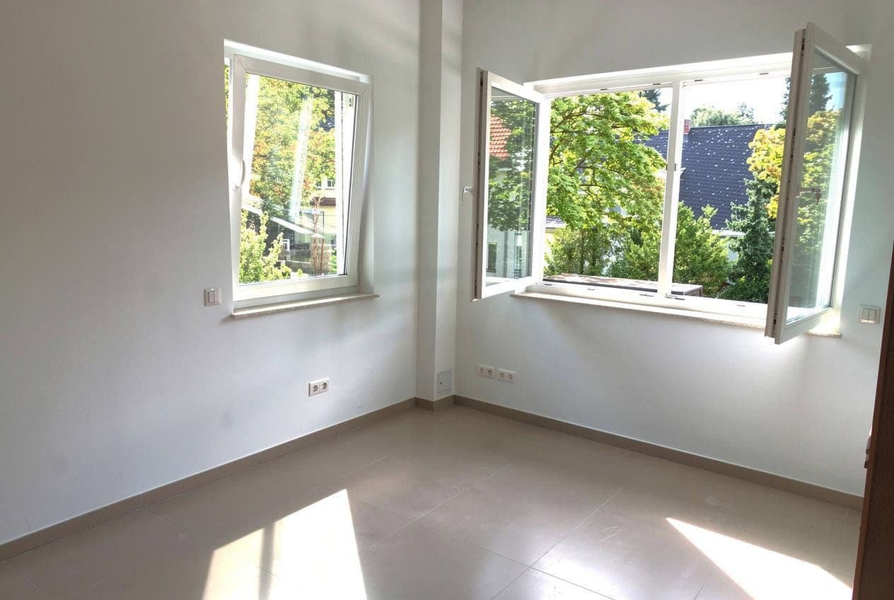 Prodej domu 210 m², pozemek 547 m², Berlin, Berlín Prodej domu 210 m², pozemek 547 m², Berlin, Berlín