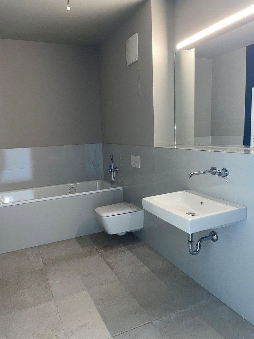 Prodej bytu 3+1 84 m², Hafenstraße 1c, Leipzig, Sasko Prodej bytu 3+1 84 m², Hafenstraße 1c, Leipzig, Sasko