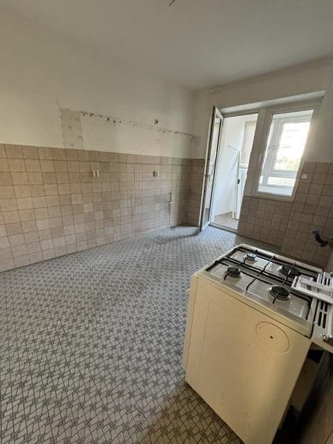 Pronájem bytu 2+1 72 m², Geibelstr. 15, Karlsruhe, Bádensko-Württembersko Pronájem bytu 2+1 72 m², Geibelstr. 15, Karlsruhe, Bádensko-Württembersko