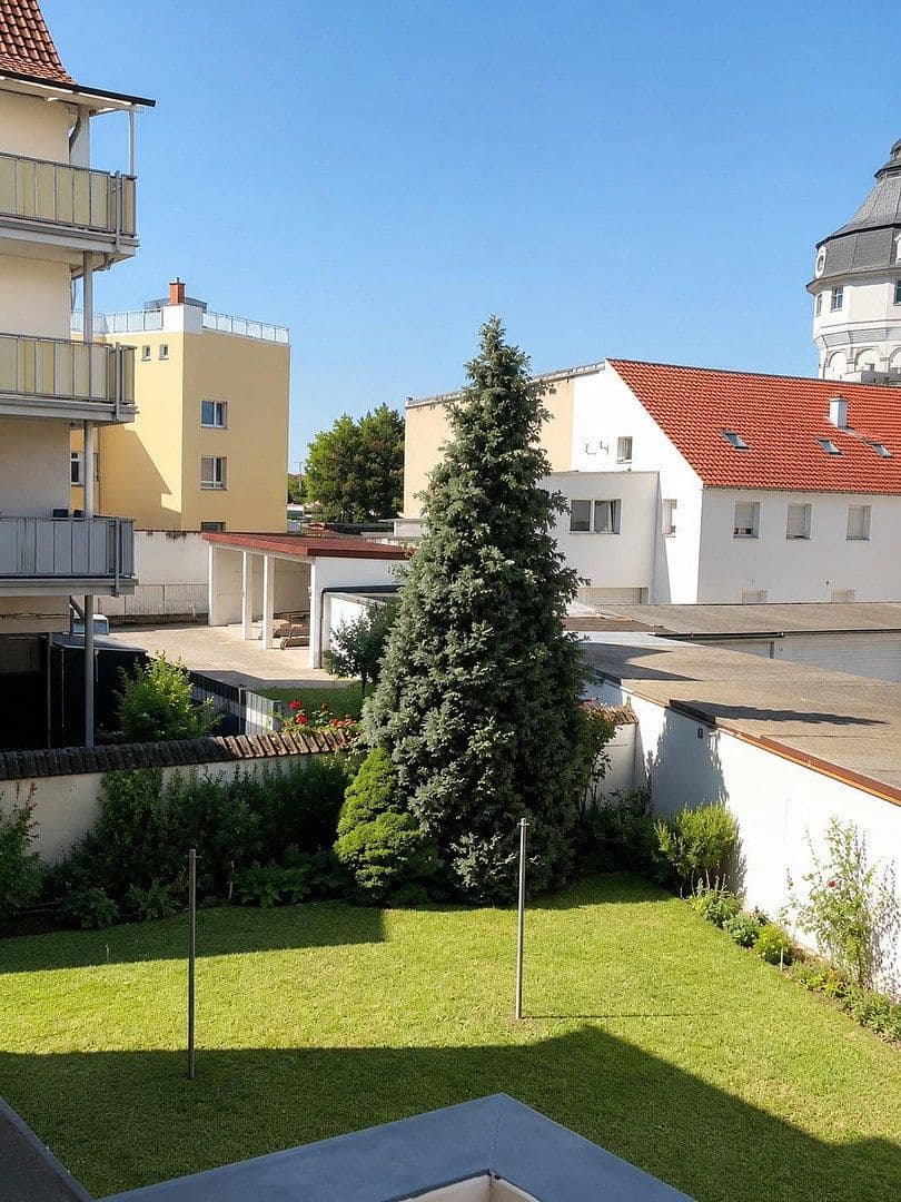 Pronájem bytu 2+1 66 m², Eisenstraße 21, Mannheim, Bádensko-Württembersko Pronájem bytu 2+1 66 m², Eisenstraße 21, Mannheim, Bádensko-Württembersko