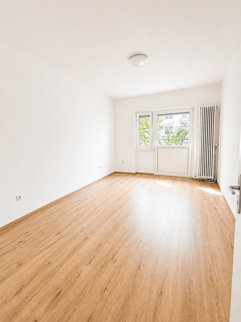 Pronájem bytu 2+1 66 m², Eisenstraße 21, Mannheim, Bádensko-Württembersko Pronájem bytu 2+1 66 m², Eisenstraße 21, Mannheim, Bádensko-Württembersko