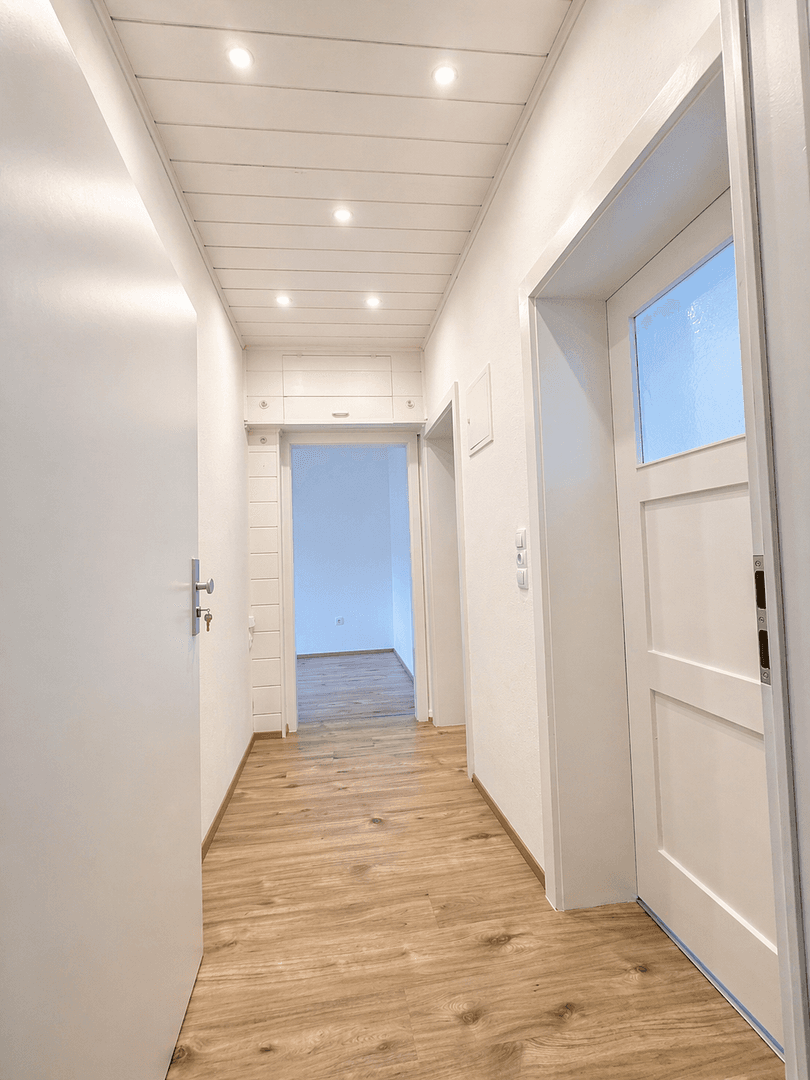 Pronájem bytu 2+1 66 m², Eisenstraße 21, Mannheim, Bádensko-Württembersko Pronájem bytu 2+1 66 m², Eisenstraße 21, Mannheim, Bádensko-Württembersko
