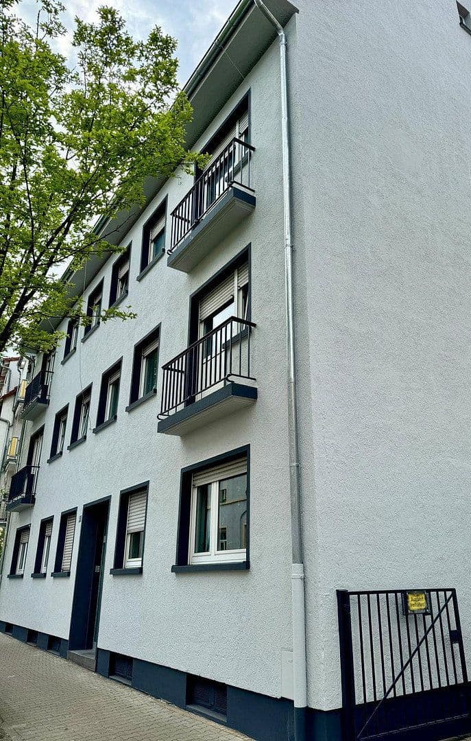 Pronájem bytu 2+1 66 m², Eisenstraße 21, Mannheim, Bádensko-Württembersko Pronájem bytu 2+1 66 m², Eisenstraße 21, Mannheim, Bádensko-Württembersko