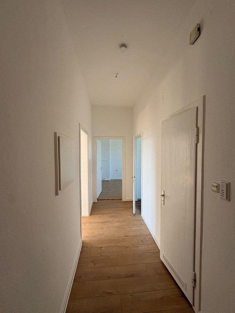 Pronájem bytu 2+kk 80 m², Bahnstraße 6, Solingen, Severní Porýní-Vestfálsko Pronájem bytu 2+kk 80 m², Bahnstraße 6, Solingen, Severní Porýní-Vestfálsko