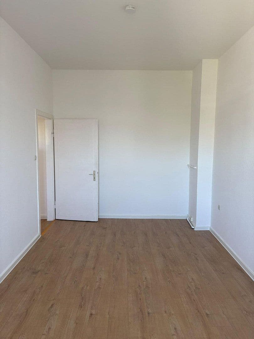 Pronájem bytu 2+kk 80 m², Bahnstraße 6, Solingen, Severní Porýní-Vestfálsko Pronájem bytu 2+kk 80 m², Bahnstraße 6, Solingen, Severní Porýní-Vestfálsko