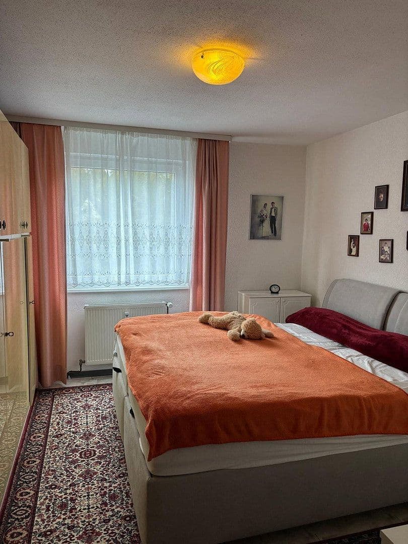 Prodej bytu 3+1 73 m², Wuppertal, Severní Porýní-Vestfálsko Prodej bytu 3+1 73 m², Wuppertal, Severní Porýní-Vestfálsko