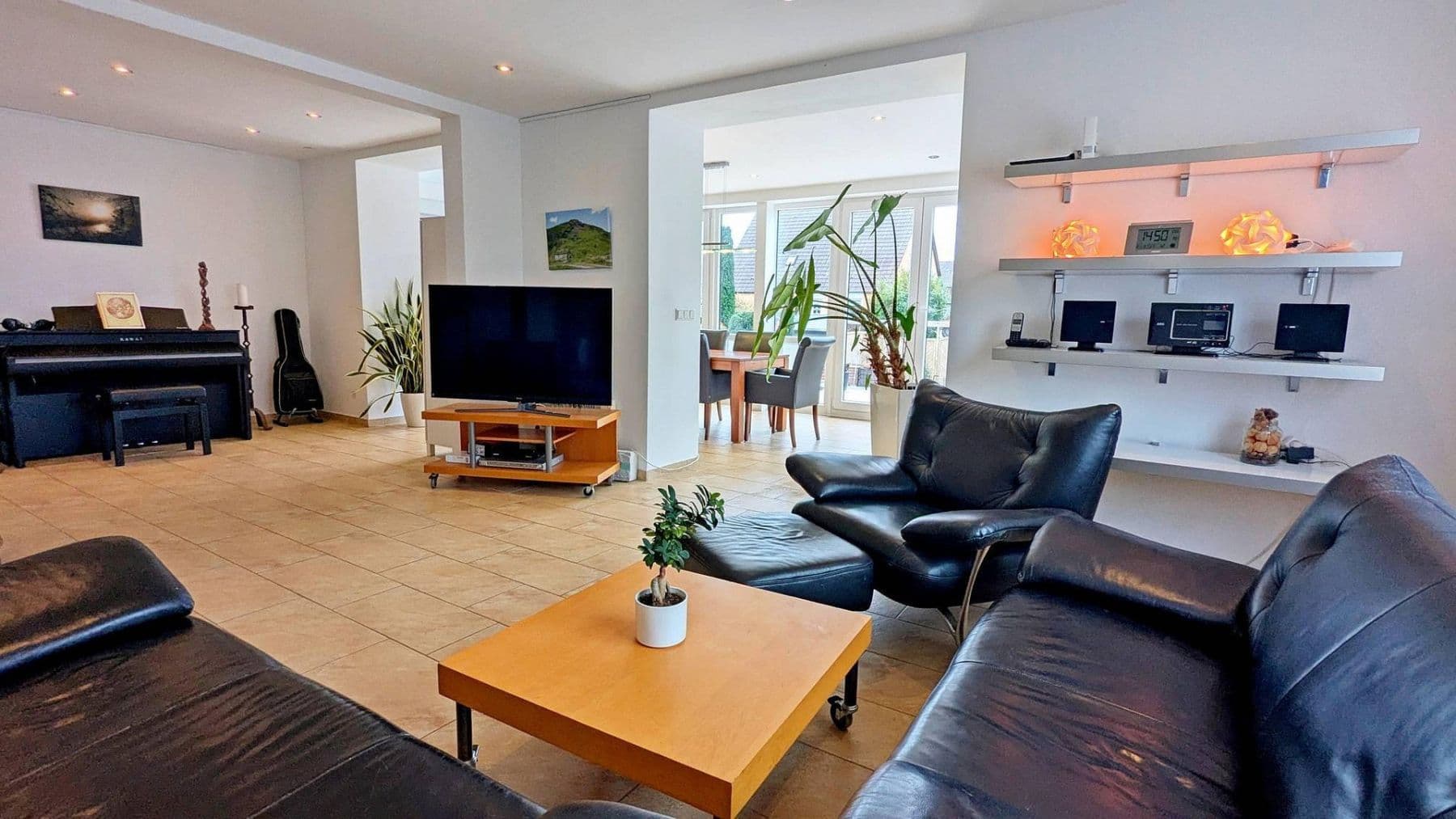 Prodej domu 259 m², pozemek 820 m², Burgsteller Weg 16, Neustadt am Rübenberge, Dolní Sasko Prodej domu 259 m², pozemek 820 m², Burgsteller Weg 16, Neustadt am Rübenberge, Dolní Sasko