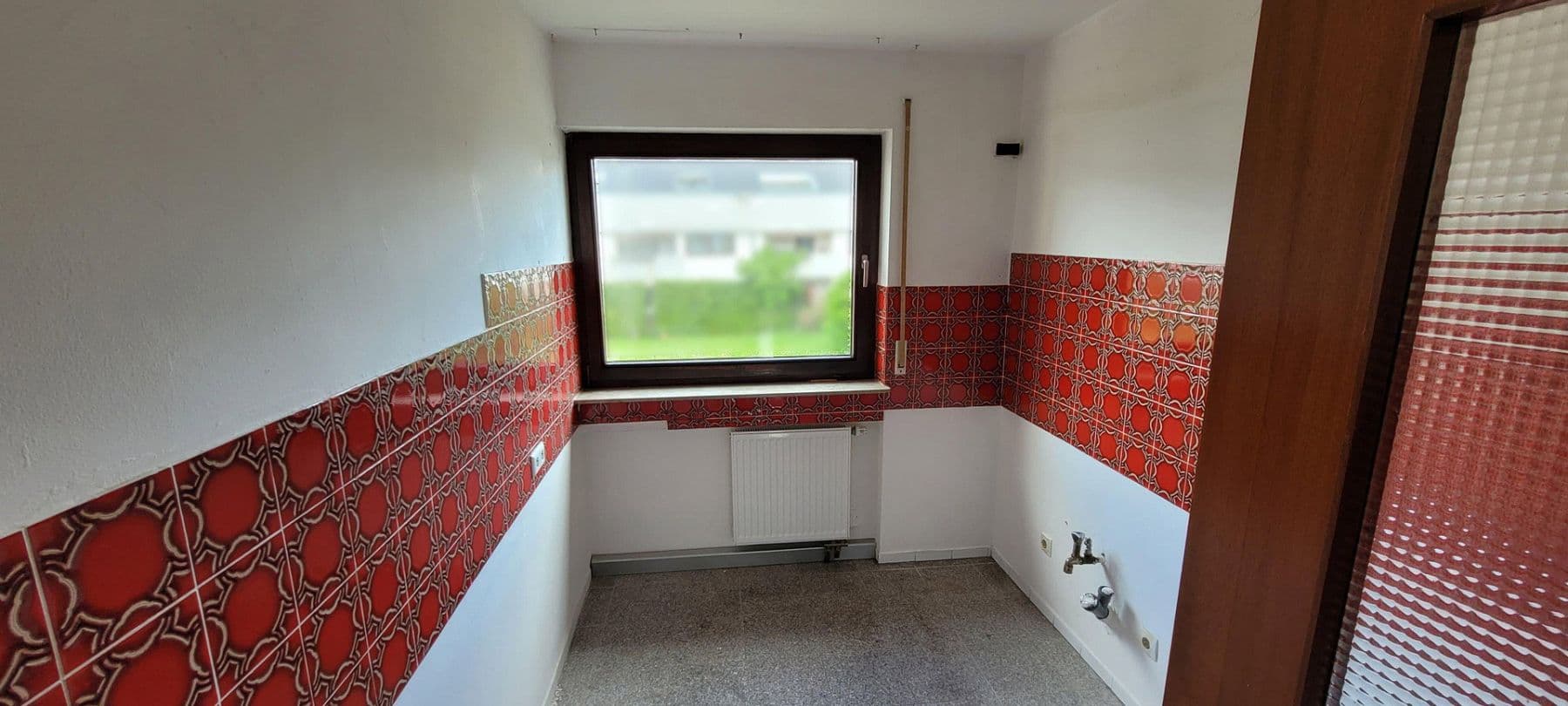 Pronájem bytu 3+1 74 m², Limburgstraße, Dettingen unter Teck, Bádensko-Württembersko Pronájem bytu 3+1 74 m², Limburgstraße, Dettingen unter Teck, Bádensko-Württembersko