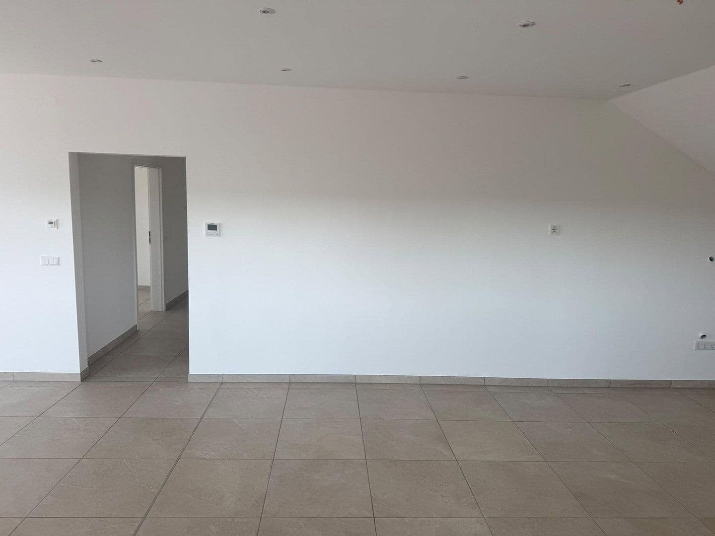 Pronájem bytu 3+1 130 m², Am Antoniweiher 4, Oberreichenbach, Bavorsko Pronájem bytu 3+1 130 m², Am Antoniweiher 4, Oberreichenbach, Bavorsko