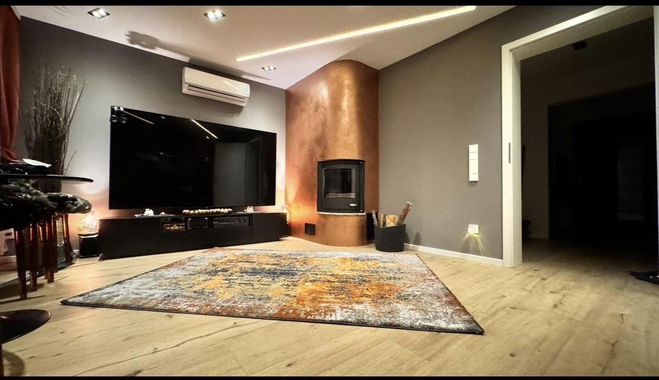 Prodej domu 123 m², pozemek 200 m², Weissach, Bádensko-Württembersko Prodej domu 123 m², pozemek 200 m², Weissach, Bádensko-Württembersko