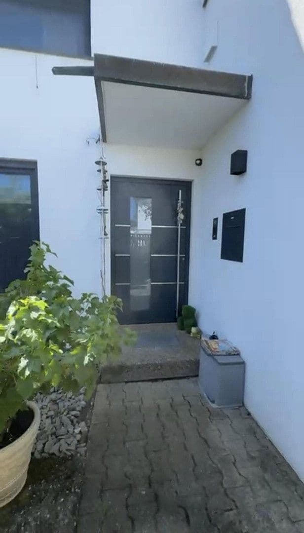 Prodej domu 123 m², pozemek 200 m², Weissach, Bádensko-Württembersko Prodej domu 123 m², pozemek 200 m², Weissach, Bádensko-Württembersko