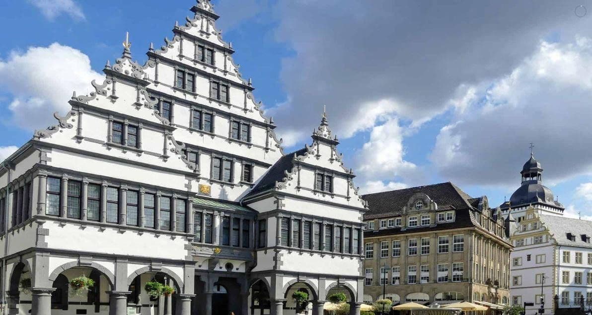 Pronájem domu 172 m², pozemek 600 m², Paderborn, Severní Porýní-Vestfálsko Pronájem domu 172 m², pozemek 600 m², Paderborn, Severní Porýní-Vestfálsko