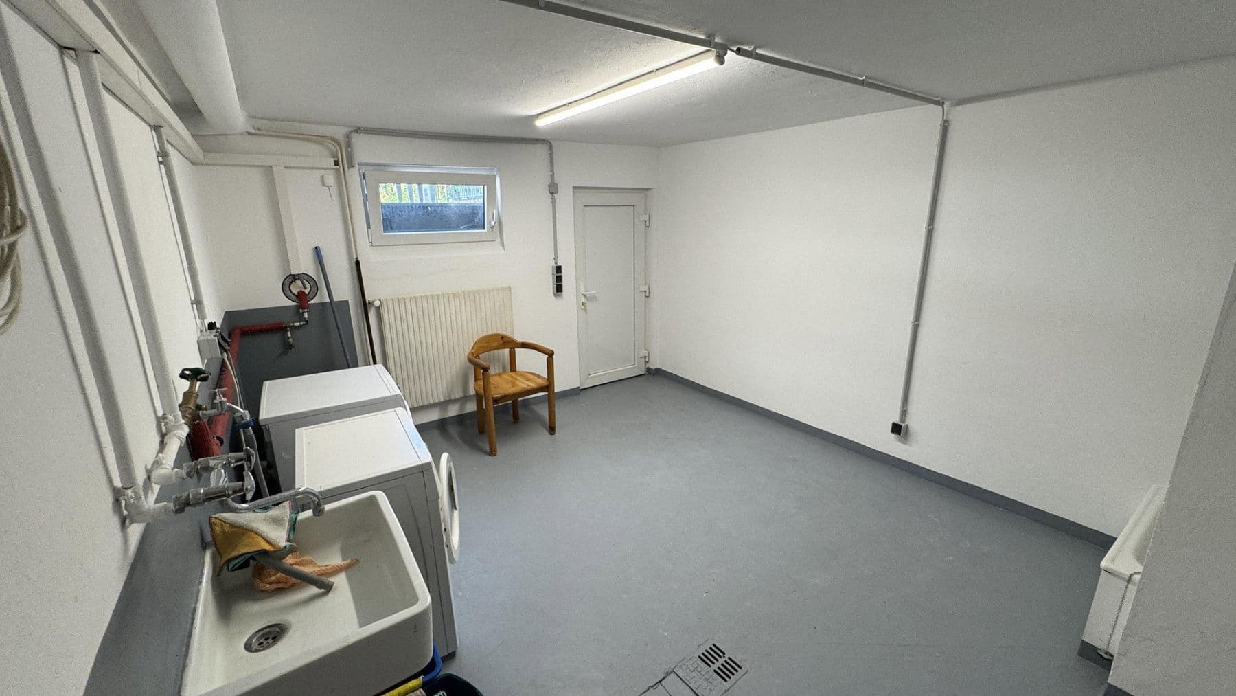 Pronájem domu 172 m², pozemek 600 m², Paderborn, Severní Porýní-Vestfálsko Pronájem domu 172 m², pozemek 600 m², Paderborn, Severní Porýní-Vestfálsko