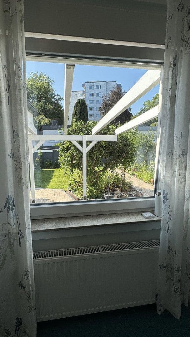 Pronájem domu 172 m², pozemek 600 m², Paderborn, Severní Porýní-Vestfálsko Pronájem domu 172 m², pozemek 600 m², Paderborn, Severní Porýní-Vestfálsko
