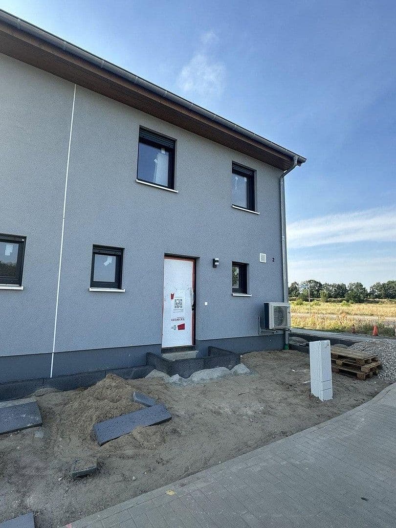 Pronájem domu 146 m², pozemek 250 m², Hugoring 2, Ludwigsfelde, Braniborsko Pronájem domu 146 m², pozemek 250 m², Hugoring 2, Ludwigsfelde, Braniborsko
