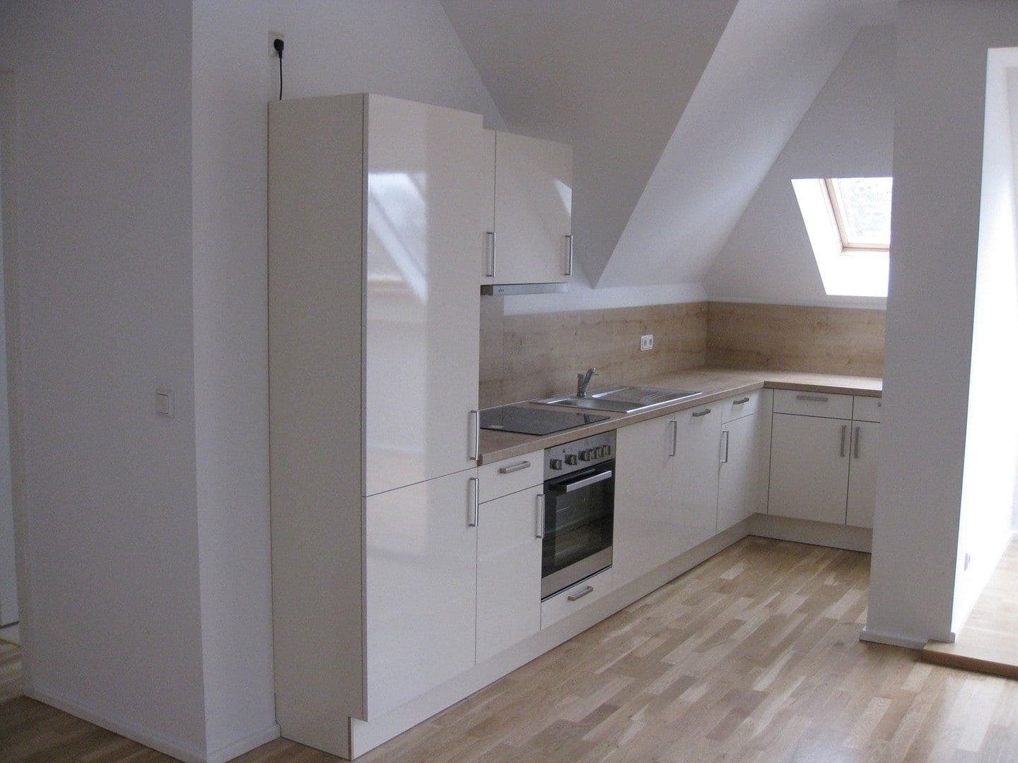 Pronájem bytu 3+1 103 m², Berliner Straße 90, Strausberg, Braniborsko Pronájem bytu 3+1 103 m², Berliner Straße 90, Strausberg, Braniborsko