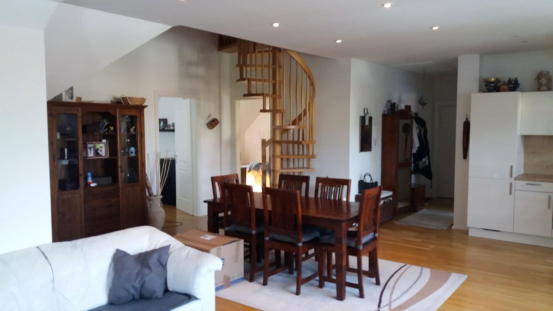 Pronájem bytu 3+1 103 m², Berliner Straße 90, Strausberg, Braniborsko Pronájem bytu 3+1 103 m², Berliner Straße 90, Strausberg, Braniborsko