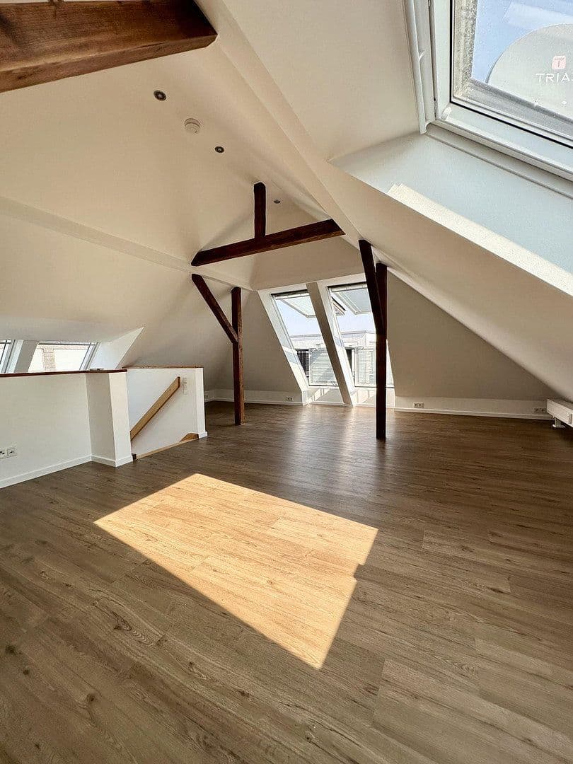 Pronájem bytu 4+1 110 m², Mühlheim am Main, Hessen Pronájem bytu 4+1 110 m², Mühlheim am Main, Hessen
