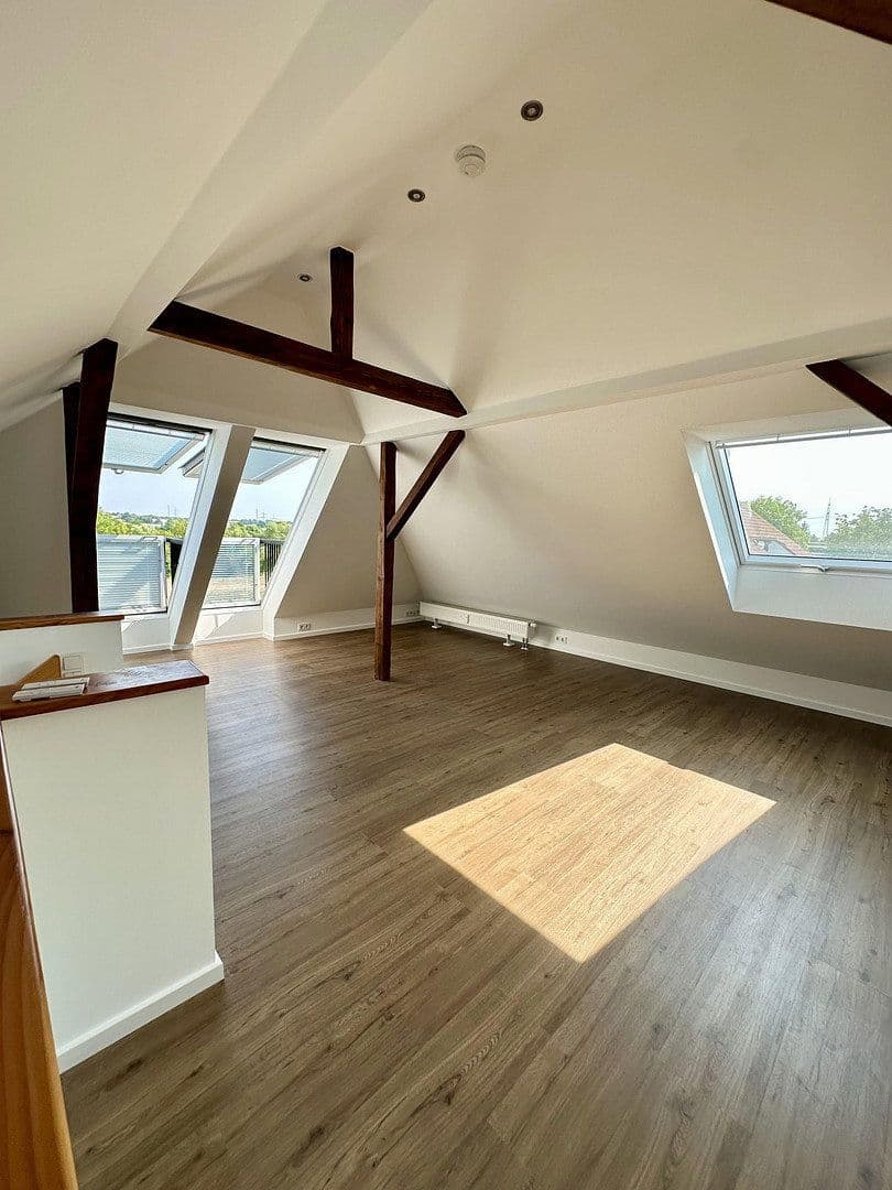 Pronájem bytu 4+1 110 m², Mühlheim am Main, Hessen Pronájem bytu 4+1 110 m², Mühlheim am Main, Hessen