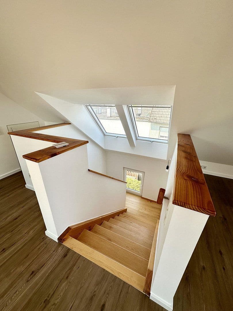 Pronájem bytu 4+1 110 m², Mühlheim am Main, Hessen Pronájem bytu 4+1 110 m², Mühlheim am Main, Hessen