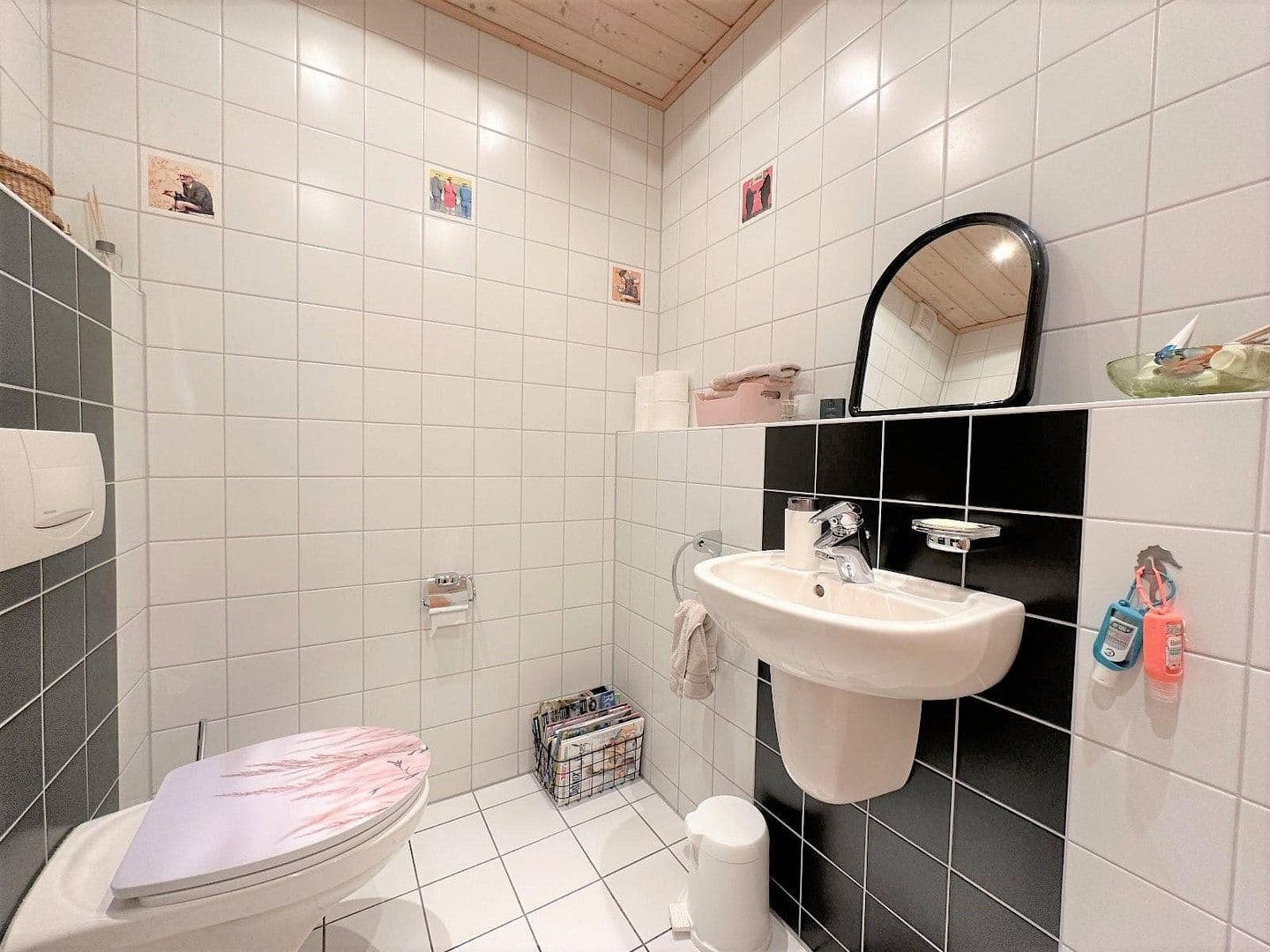 Prodej bytu 4+1 116 m², Kaisersbacher Str. 15, Fellbach, Bádensko-Württembersko Prodej bytu 4+1 116 m², Kaisersbacher Str. 15, Fellbach, Bádensko-Württembersko