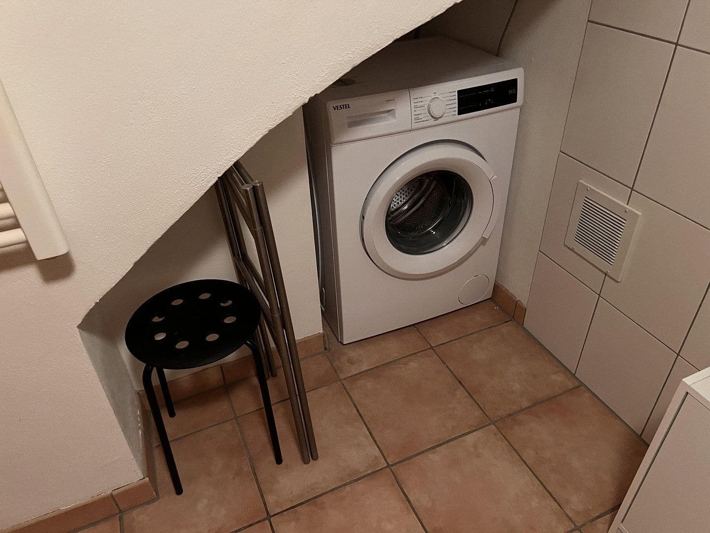 Pronájem bytu 1+1 42 m², Meisenstr.2, Hilgertshausen-Tandern, Bavorsko Pronájem bytu 1+1 42 m², Meisenstr.2, Hilgertshausen-Tandern, Bavorsko