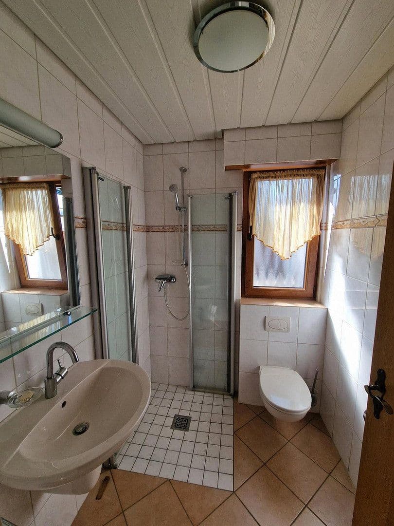 Pronájem domu 115 m², pozemek 650 m², Düren, Severní Porýní-Vestfálsko Pronájem domu 115 m², pozemek 650 m², Düren, Severní Porýní-Vestfálsko
