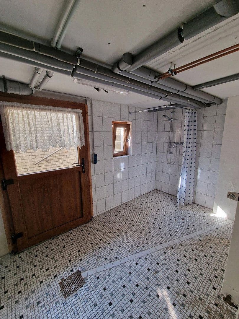 Pronájem domu 115 m², pozemek 650 m², Düren, Severní Porýní-Vestfálsko Pronájem domu 115 m², pozemek 650 m², Düren, Severní Porýní-Vestfálsko