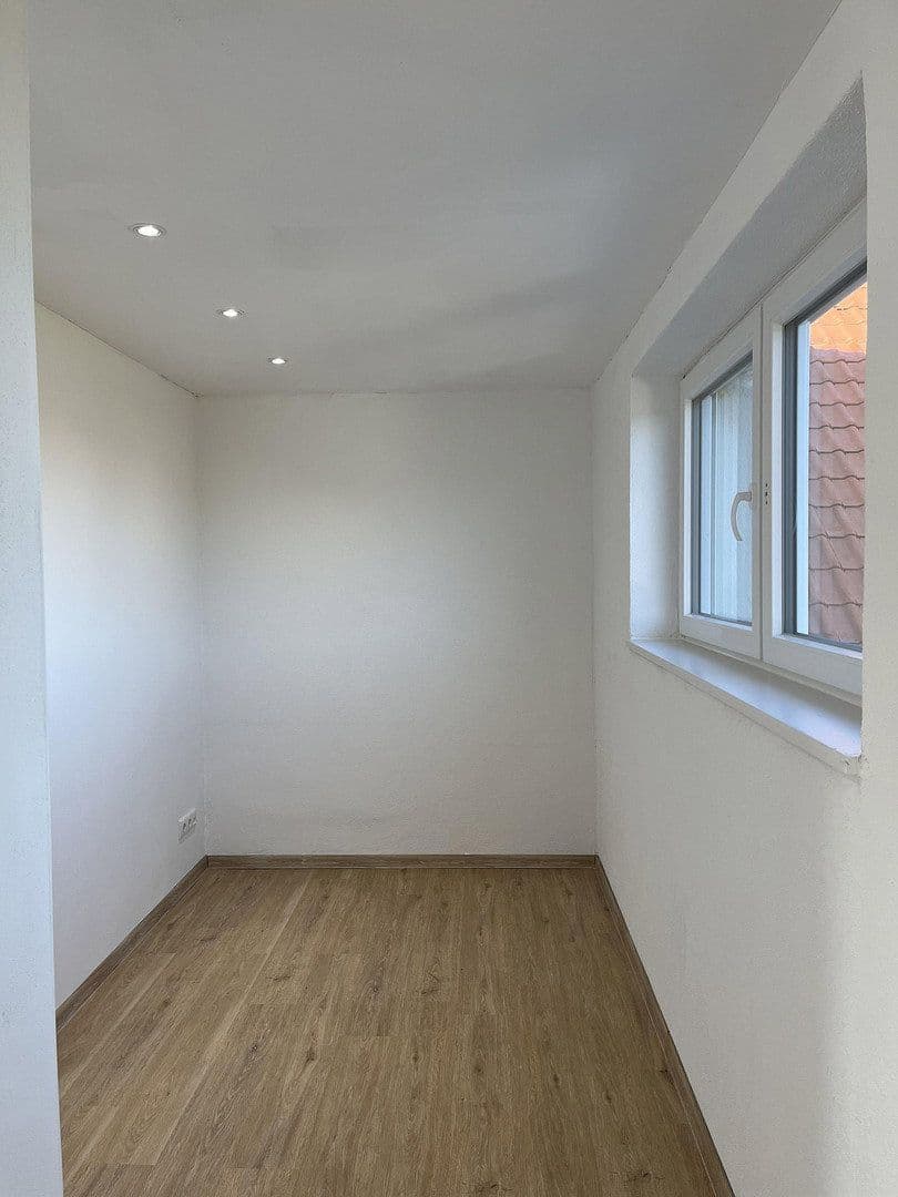 Pronájem bytu 2+1 80 m², Leutenbergstraße 2, Kammlach, Bavorsko Pronájem bytu 2+1 80 m², Leutenbergstraße 2, Kammlach, Bavorsko