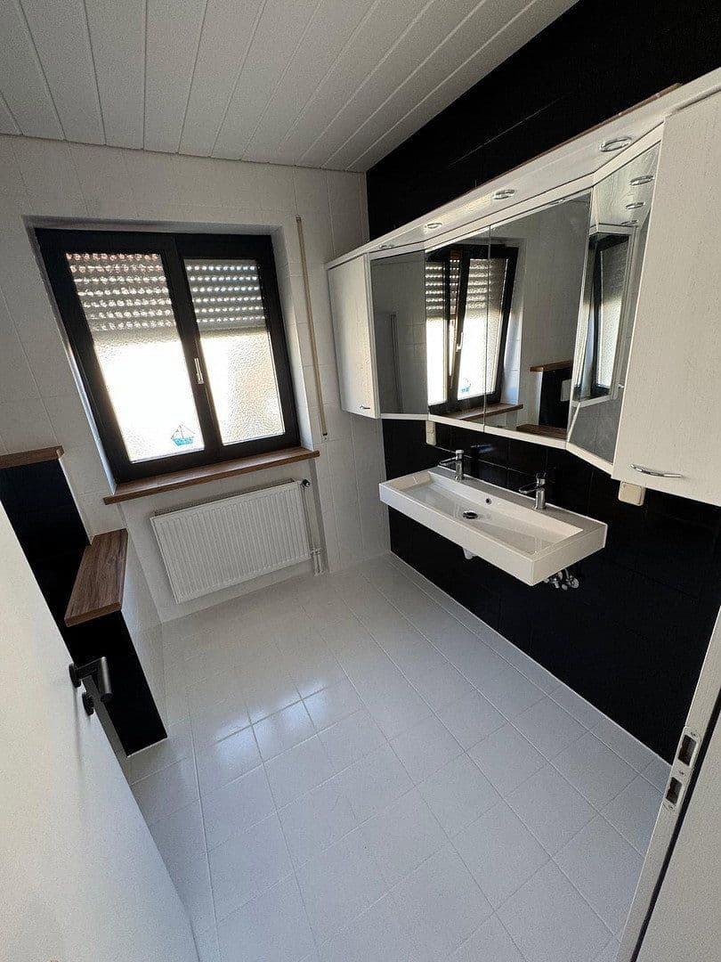 Pronájem bytu 3+1 115 m², Hepberg, Bavorsko Pronájem bytu 3+1 115 m², Hepberg, Bavorsko