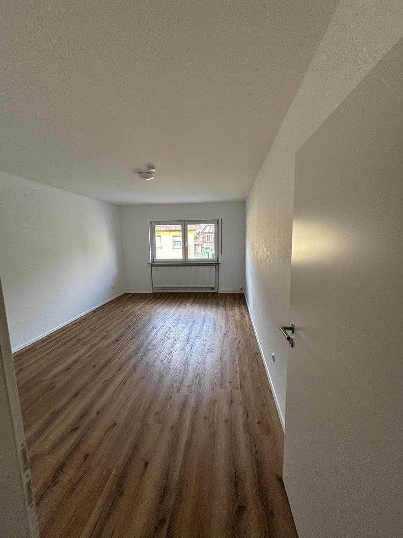 Pronájem bytu 3+1 107 m², Creglingen, Bádensko-Württembersko Pronájem bytu 3+1 107 m², Creglingen, Bádensko-Württembersko