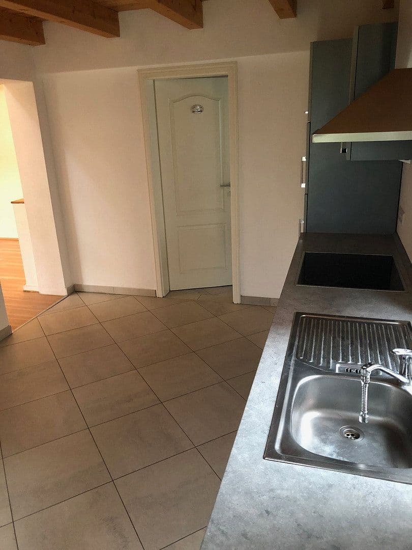 Pronájem bytu 2+1 78 m², Achern, Bádensko-Württembersko Pronájem bytu 2+1 78 m², Achern, Bádensko-Württembersko