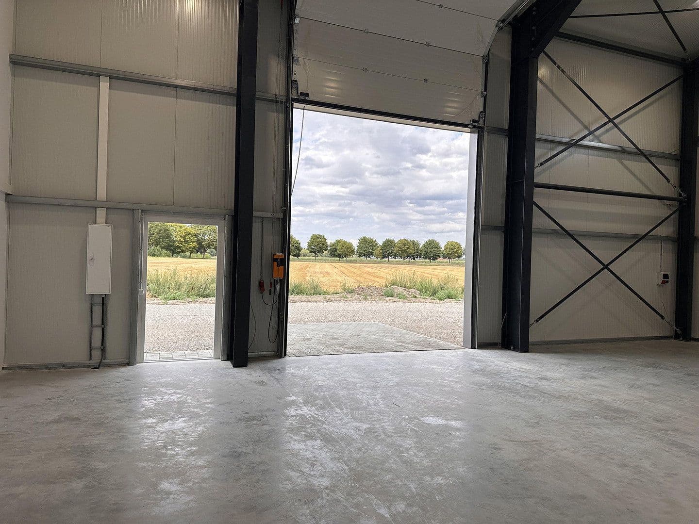 Pronájem nebytového prostoru 2.700 m², Michael Schäffer Straße 11d, Bobingen, Bavorsko Pronájem nebytového prostoru 2.700 m², Michael Schäffer Straße 11d, Bobingen, Bavorsko