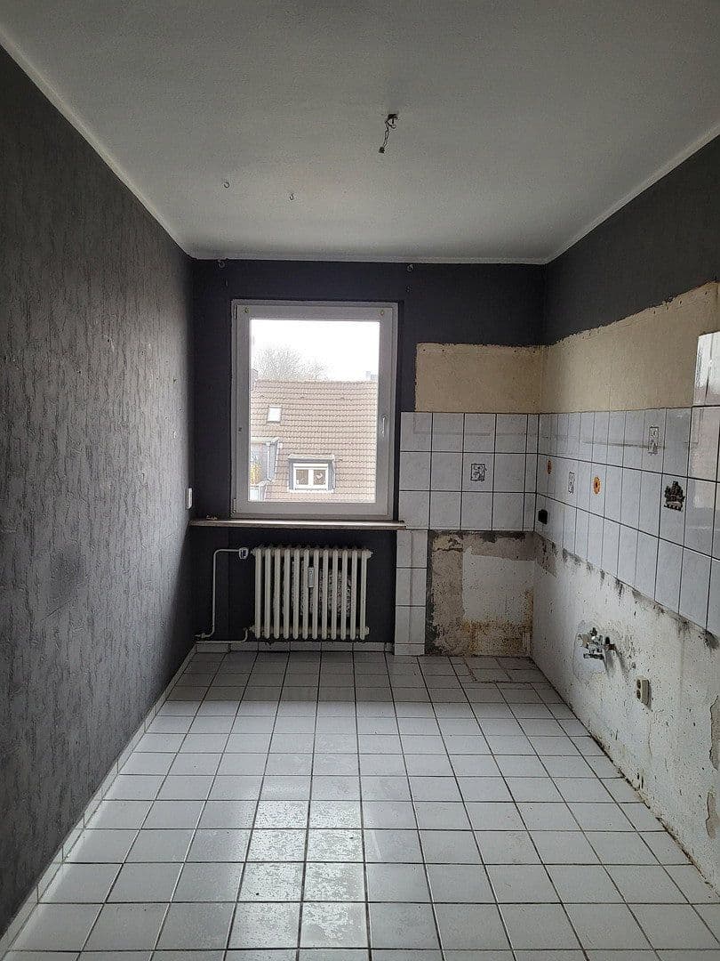 Pronájem bytu 3+1 68 m², Letjensstr. 23, Duisburg, Severní Porýní-Vestfálsko Pronájem bytu 3+1 68 m², Letjensstr. 23, Duisburg, Severní Porýní-Vestfálsko