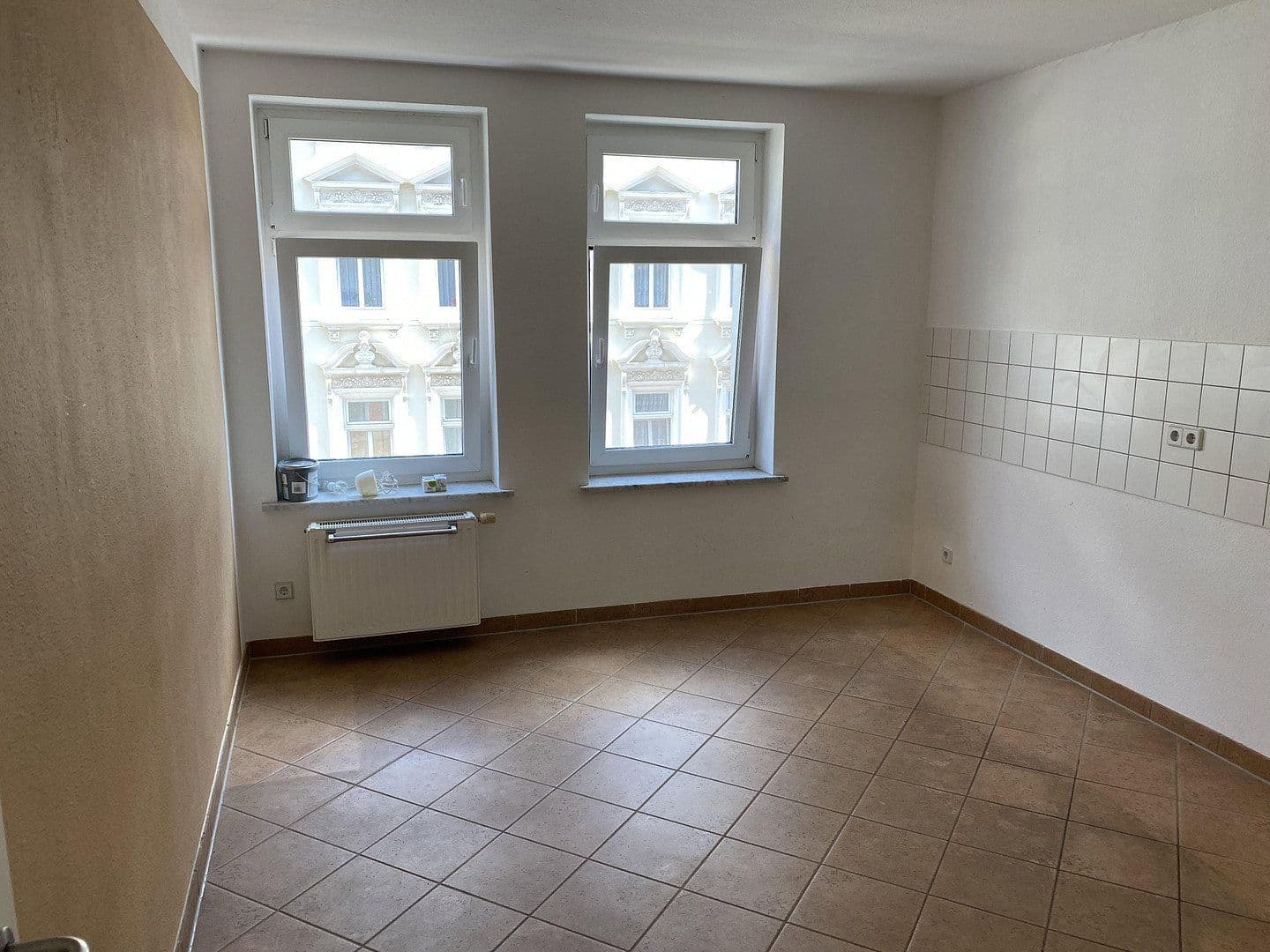 Pronájem bytu 3+1 101 m², Erich-Köhn-Straße 90, Leipzig, Sasko Pronájem bytu 3+1 101 m², Erich-Köhn-Straße 90, Leipzig, Sasko