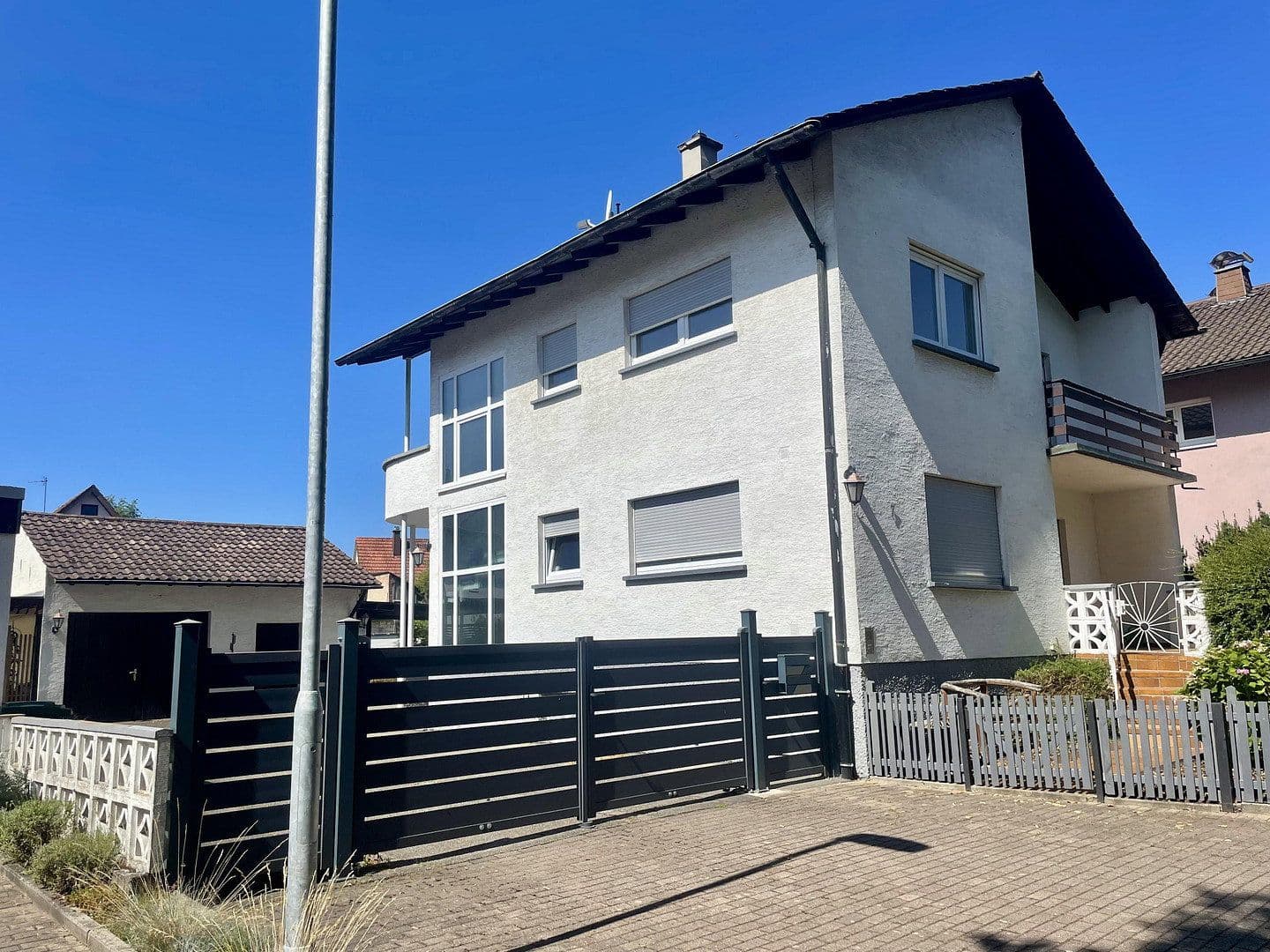 Pronájem domu 136 m², pozemek 490 m², Mühlhausen, Bádensko-Württembersko Pronájem domu 136 m², pozemek 490 m², Mühlhausen, Bádensko-Württembersko