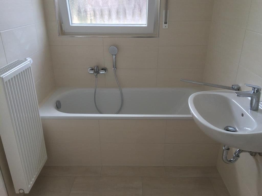 Pronájem domu 136 m², pozemek 490 m², Mühlhausen, Bádensko-Württembersko Pronájem domu 136 m², pozemek 490 m², Mühlhausen, Bádensko-Württembersko
