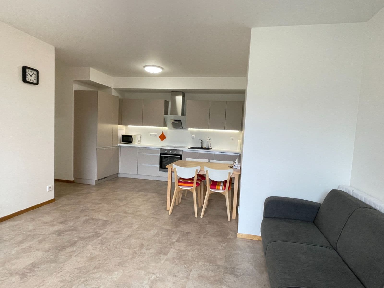 Pronájem bytu 2+kk 50 m², Terronská, Praha, Praha Pronájem bytu 2+kk 50 m², Terronská, Praha, Praha