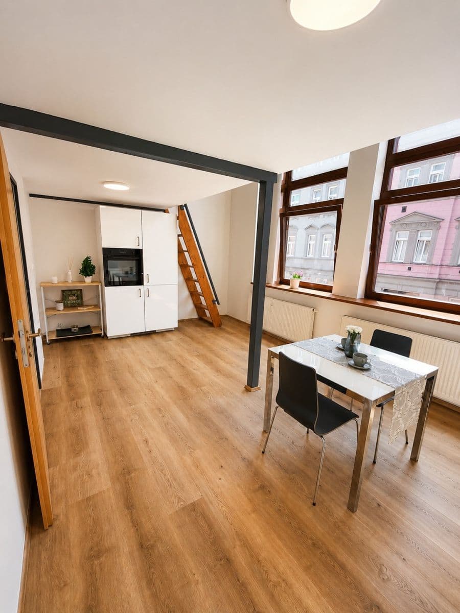 Pronájem bytu 2+kk 57 m², Novákových, Praha, Praha Pronájem bytu 2+kk 57 m², Novákových, Praha, Praha