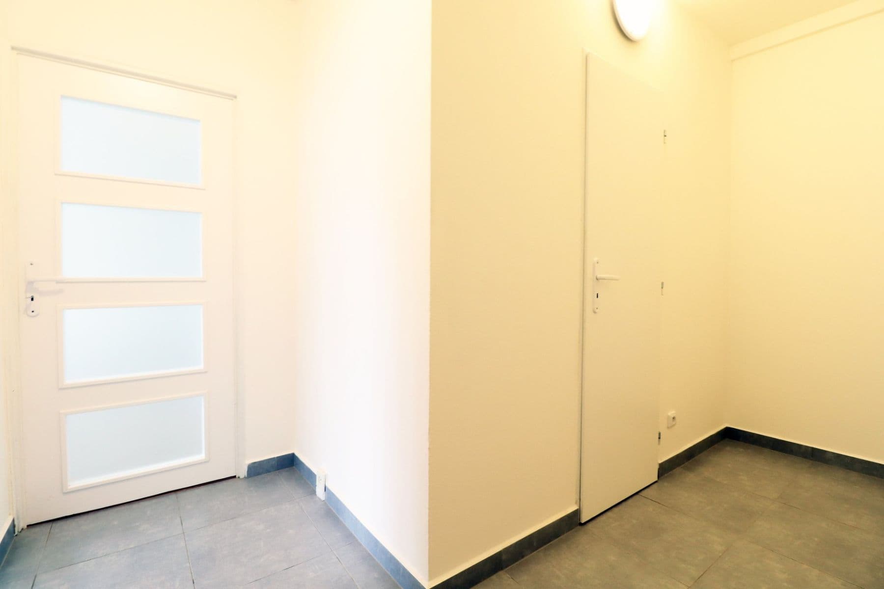 Pronájem bytu 2+kk 43 m², Ovčí hájek, Praha, Praha Pronájem bytu 2+kk 43 m², Ovčí hájek, Praha, Praha