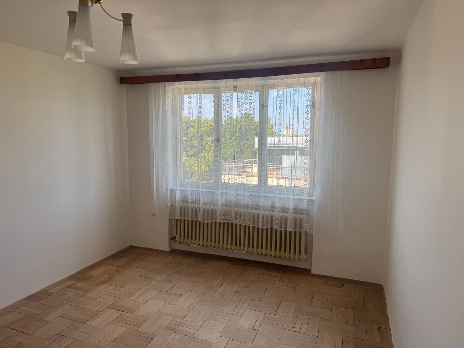 Pronájem bytu 3+1 72 m², Brožíkova, Plzeň, Plzeňský kraj Pronájem bytu 3+1 72 m², Brožíkova, Plzeň, Plzeňský kraj